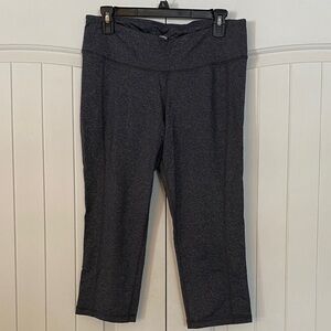 Old Navy Women's Dark Gray Capris